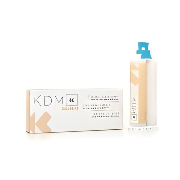 Kit de odontología personalizado KDM con solución adhesiva para tratamientos dentales. Productos de alta calidad para profesionales que buscan precisión y confianza en cada procedimiento.