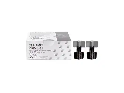 Unidad de cemento de cerámica CERAMIC PRIMER II para odontología, ideal para adhesión y fijación de componentes dentales, en presentación de 10 piezas.