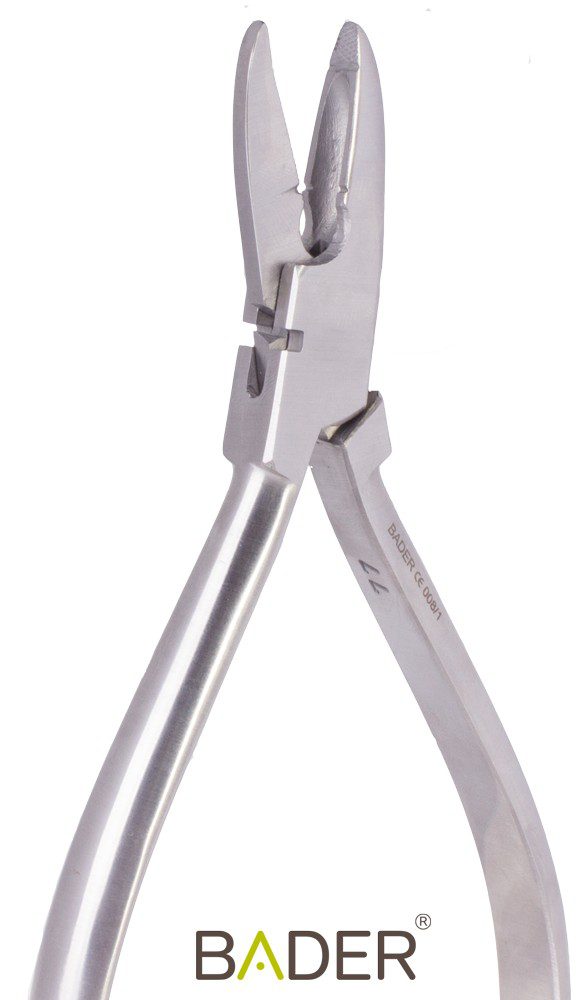 Cutería dental personalizada para odontología, fabricada en acero inoxidable con diseño ergonómico y precisión milimétrica. Ideal para cirugías bucales y extracciones dentales.