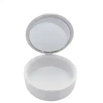 Compuesto odontológico personalizado para exámenes dentales y estética dental, presentado en un estuche compacto con espejo. Ideal para profesionales que buscan precisión y calidad en sus procedimientos.