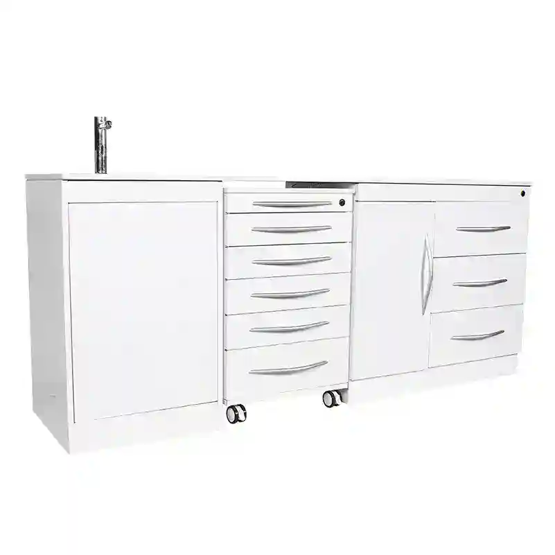 Banco de trabajo odontológico blanco con múltiples cajones para material dental y equipo odontológico personalizado. Diseño funcional y práctico para clínicas y consultorios dentales.
