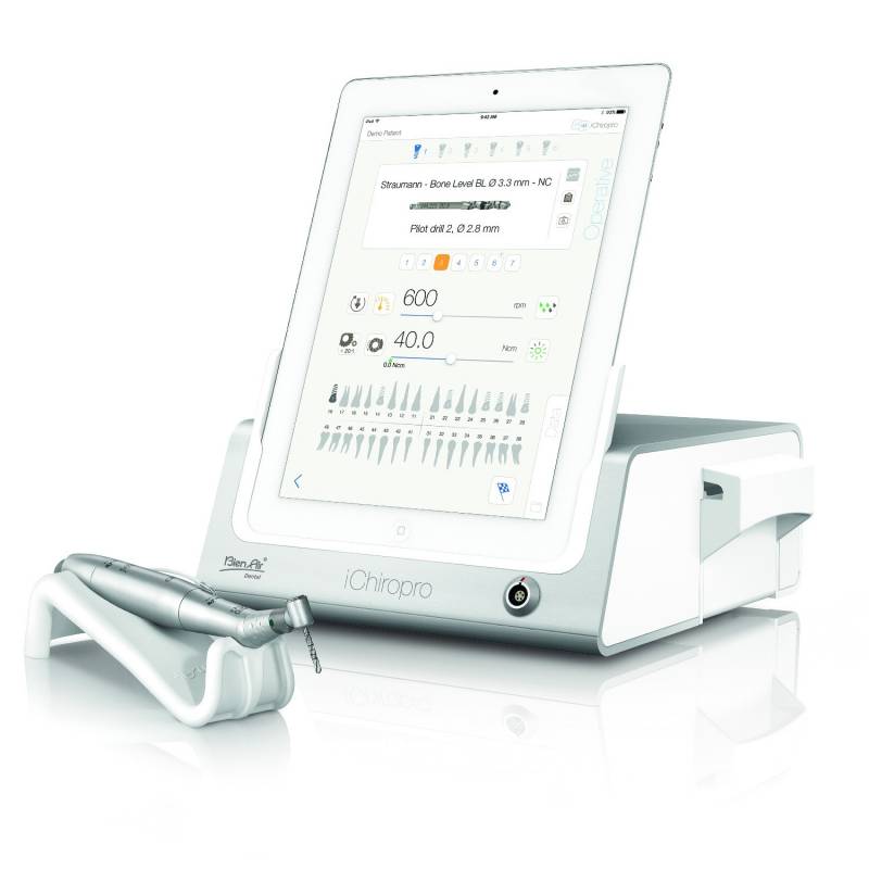 Alta tecnología en odontología digital con equipos personalizados para procedimientos precisos y eficientes en clínicas dentales.