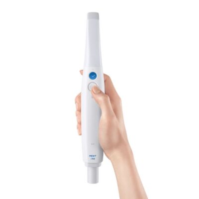 A12. Dispositivo odontológico personalizado para tratamientos dentales y higiene bucal, ideal para profesionales en odontología y estética dental.