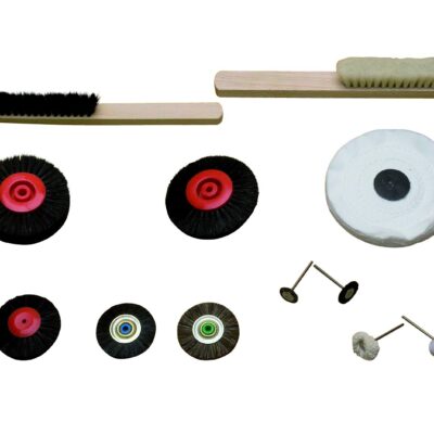 CEPILLO MANO PELO CABALLO NEGRO 4 HIL.