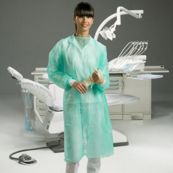 Bata NO Estéril Hidrorepelente con Puño 110cm. Verde 50u. Omnia