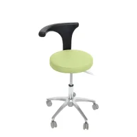 Silla ergonómica para odontología con respaldo en color verde y base con ruedas, ideal para consultas dentales y clínicas dentales modernas.