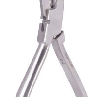 Cutería dental personalizada para odontología, fabricada en acero inoxidable con diseño ergonómico y precisión milimétrica. Ideal para cirugías bucales y extracciones dentales.