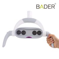 Lámpara dental LED personalizada para odontología, con brazo articulado y tecnología avanzada para procedimientos precisos y seguros. Ideal para clínicas y profesionales del cuidado bucal.