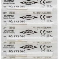 Alt: Paquete de productos odontológicos personalizados de la marca Horico, con código de barras y referencia, para tratamientos dentales profesionales.