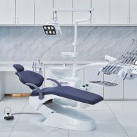 14A4E0-exa-medic-productos-odontologicos-personalizados, odontología moderna, equipo dental profesional en clínica dental, tecnología avanzada en ortodoncia y prótesis dentales, soluciones personalizadas para cuidado bucal.