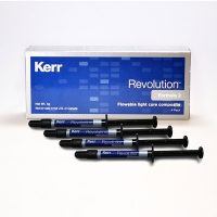 Revolución fórmula 2 para odontología, material de alta calidad para tratamientos dentales y restauraciones estéticas, en empaquetado de 4 unidades con tecnología de curado con luz visible.