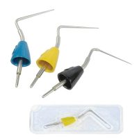 Instrumentos odontológicos personalizados para limpieza y cuidado bucal.