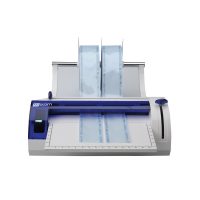 Cortadora de láminas de yeso para odontología, utilizada en clínicas dentales para preparar modelos y prótesis con precisión.