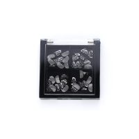 Repuestos para aparatología dental en cajas compactas, accesorios odontológicos personalizados y de alta calidad para clínicas y profesionales en odontología.